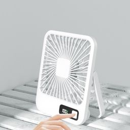 Quạt mini 5 cánh để bàn, có chân dựng, ko tích điện, cắm Pin dự phòng sử dụng.