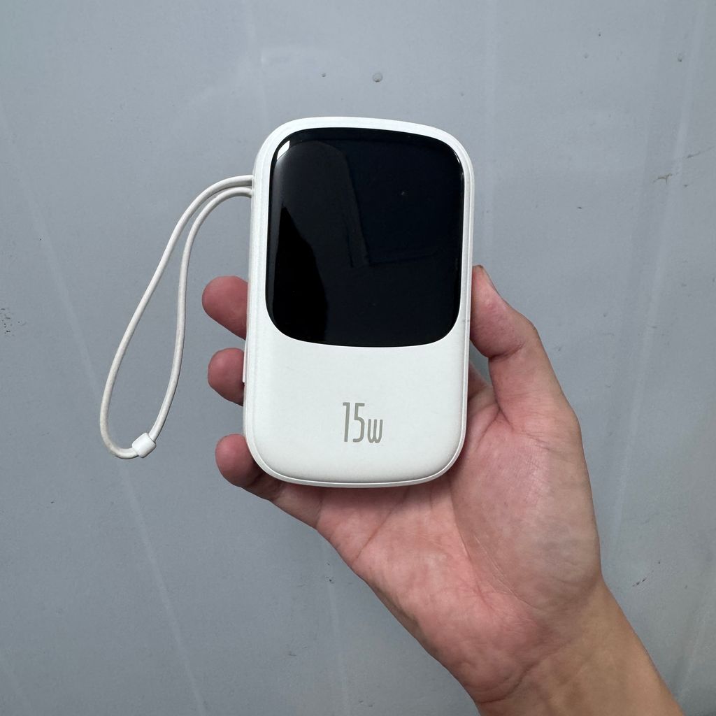 Pin dự phòng Baseus 20.000mAh liền cáp sạc 15w ( trưng bày )