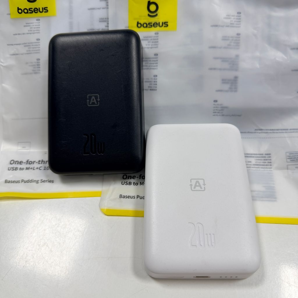 Pin dự phòng không dây Baseus 10.000mAh - PPCXM10 - sạc nhanh 20W (hàng trưng bày, màu ngẫu nhiên)