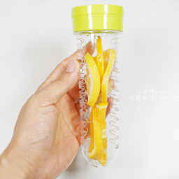 Bình nước cao cấp Lock&Lock 770ml HLC634, có lõi lọc trà, hoa quả detox
