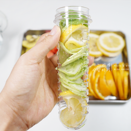 Bình nước cao cấp Lock&Lock 770ml HLC634, có lõi lọc trà, hoa quả detox