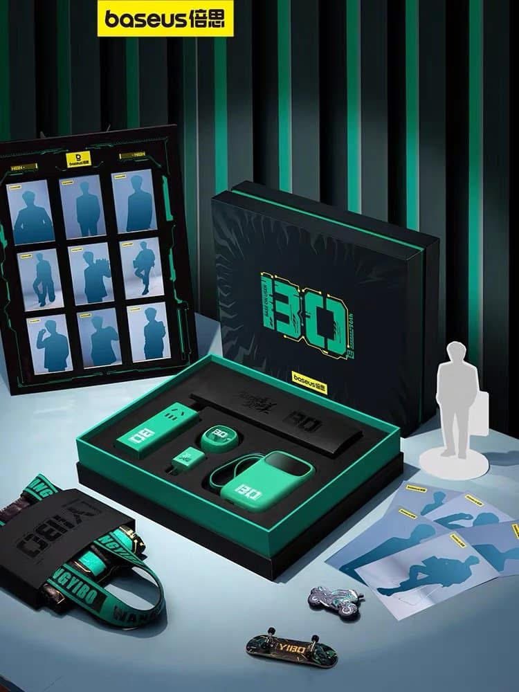 Tính năng Bộ quà tặng Baseus Limited Edition gồm Pin dự phòng + sạc 30W + tai nghe + ổ điện Chi tiết tính năng nổi bật và chất liệu bền bỉ của Bộ quà tặng Baseus Limited Edition gồm Pin dự phòng + sạc 30W + tai nghe + ổ điện