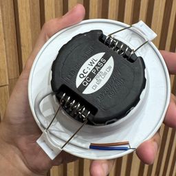 Hộp 2 chiếc Đèn LED Downlight âm trần 7W 3 chế độ (Đèn Mắt Trâu) size 75mm