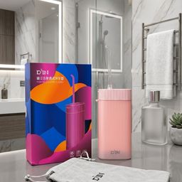 Tăm nước hãng D3IN MS18 - ngăn chứa nước gập gọn được , kèm 2 đầu phun, tặng túi đựng.