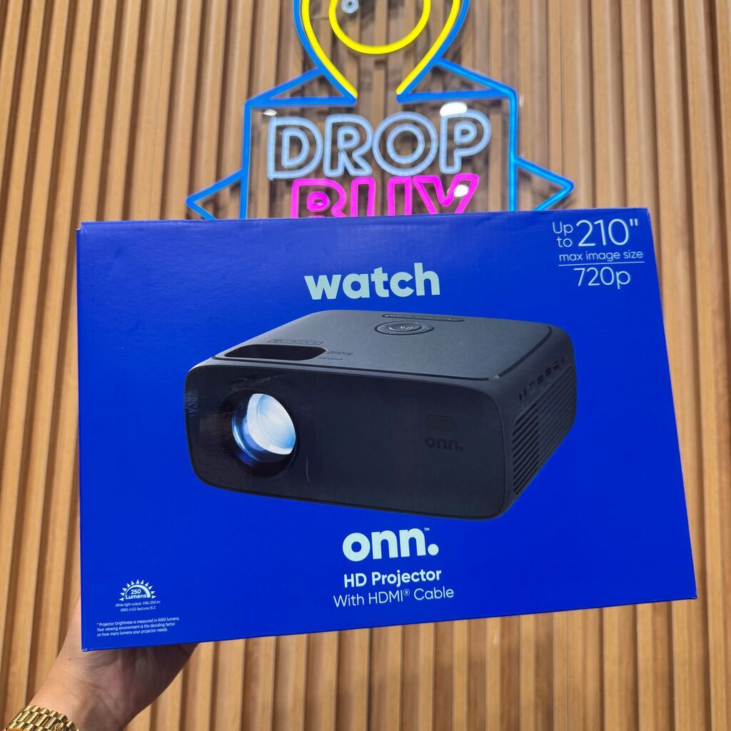 Máy chiếu hãng Onn. (Walmart Mỹ ), chiếu tối đa 210 inch, độ phân giải 720p
