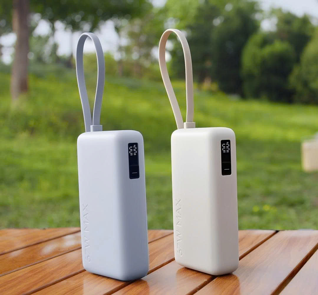 Pin dự phòng Xiaomi 10.000mAh sạc nhanh 67W - PB1067 (liền cáp Type-C) ko hộp, có CCC đi đc máy bay
