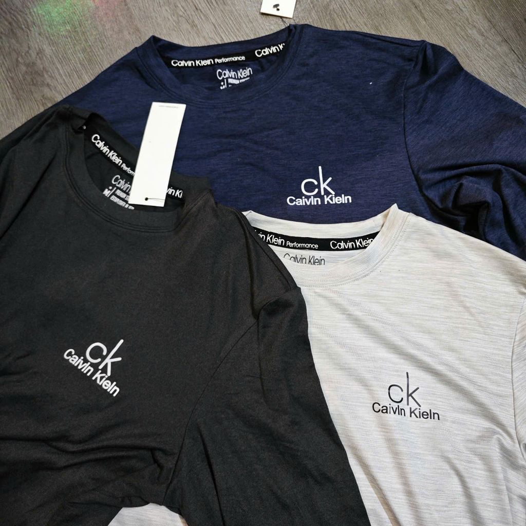 Áo thun dài tay Calvin Klein