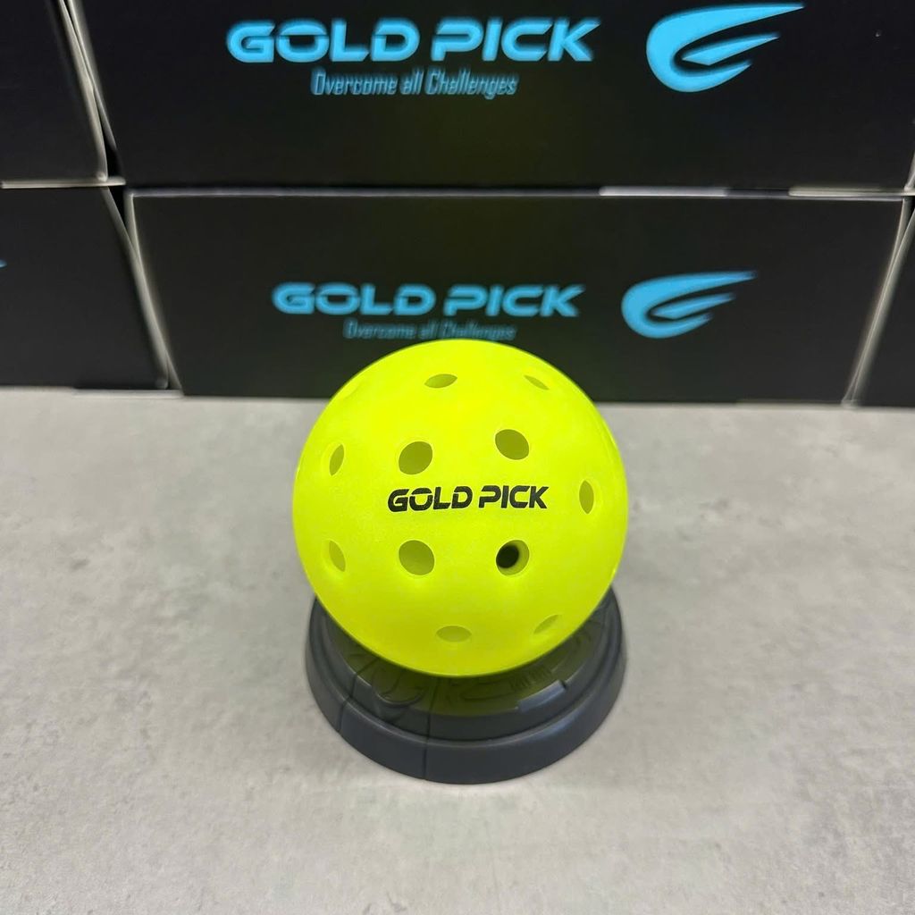 Hộp 3 quả bóng Pickleball 48 lỗ, chính hãng Gold Pick, nhựa nguyên sinh đúc nguyên khối