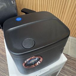 [Kho Long Biên] Máy chiếu A1 -1080P, có chạy Android, 2 cổng USB, không có HDMI.