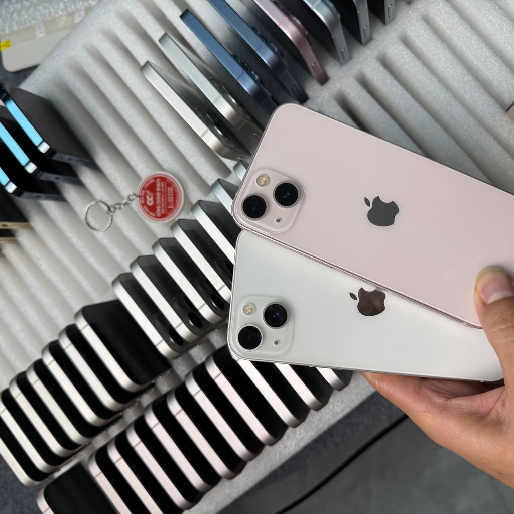 IPhone 13 128G CH 2 sim đẹp 99, keng Pin new 