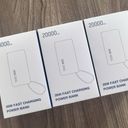 Sạc dự phòng 20.000mAh YQ10 - Sạc nhanh 35W, kèm dây sạc Type C, đèn LED hiển thị pin
