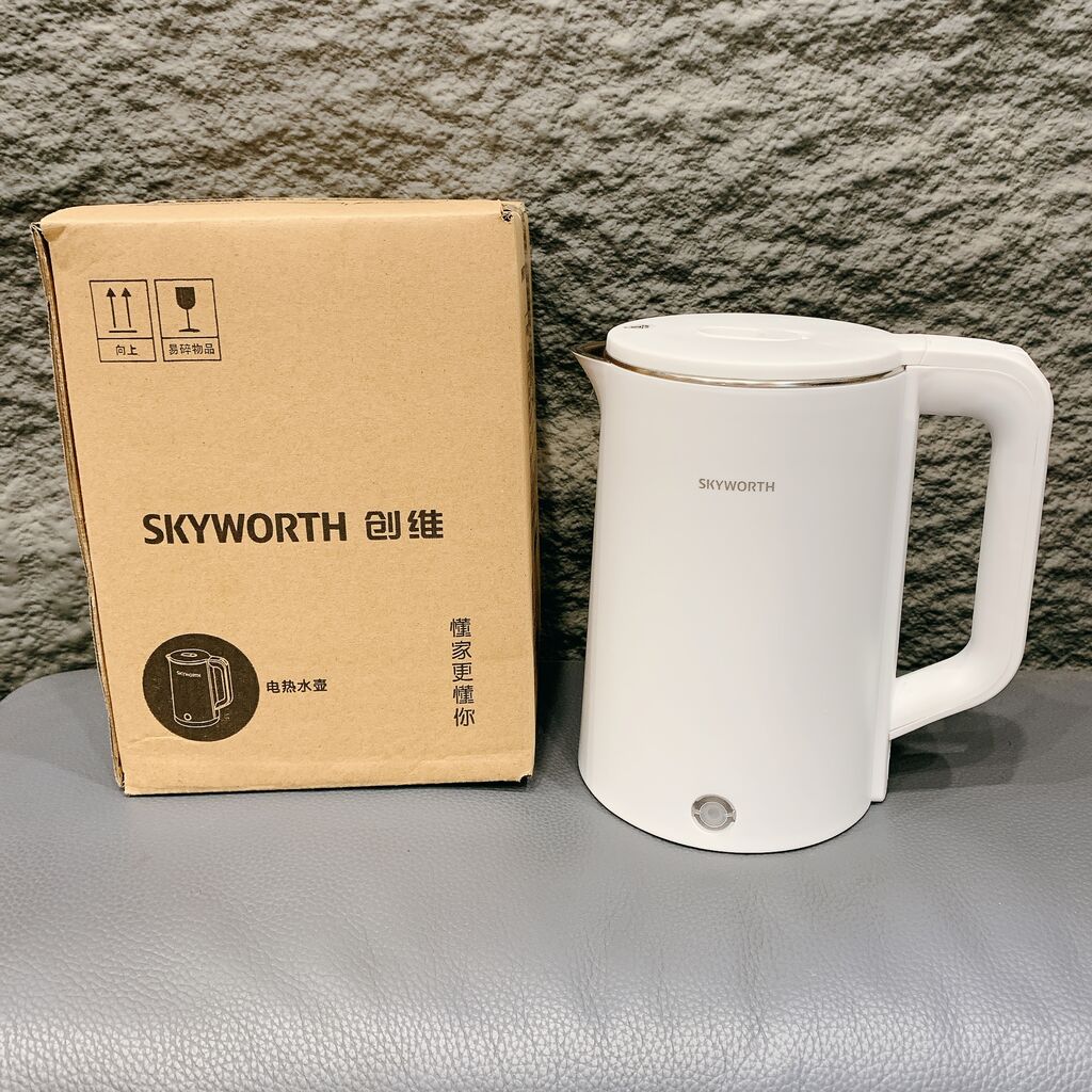 Ấm đun nước siêu tốc hãng SKYWORTH S139, dung tích 2L, ruột inox 304