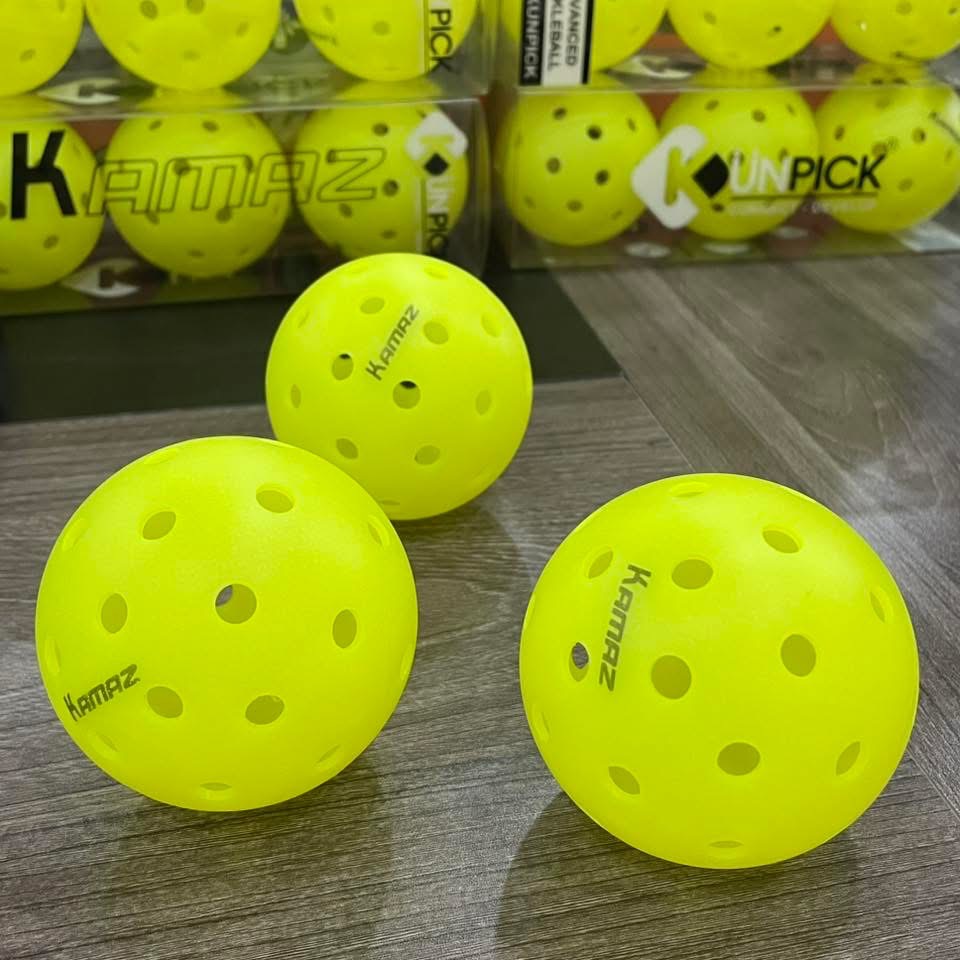 Bóng Pickleball Kamaz đạt chuẩn USAPA chính hãng Kunpick (Hộp 3 quả bóng thi đấu) - Ảnh 2