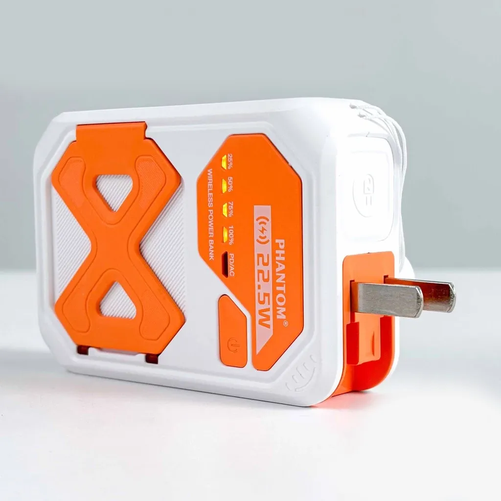 pin dự phòng PHANTOM P40 10.000mah đa năng kèm chân Cắm điện