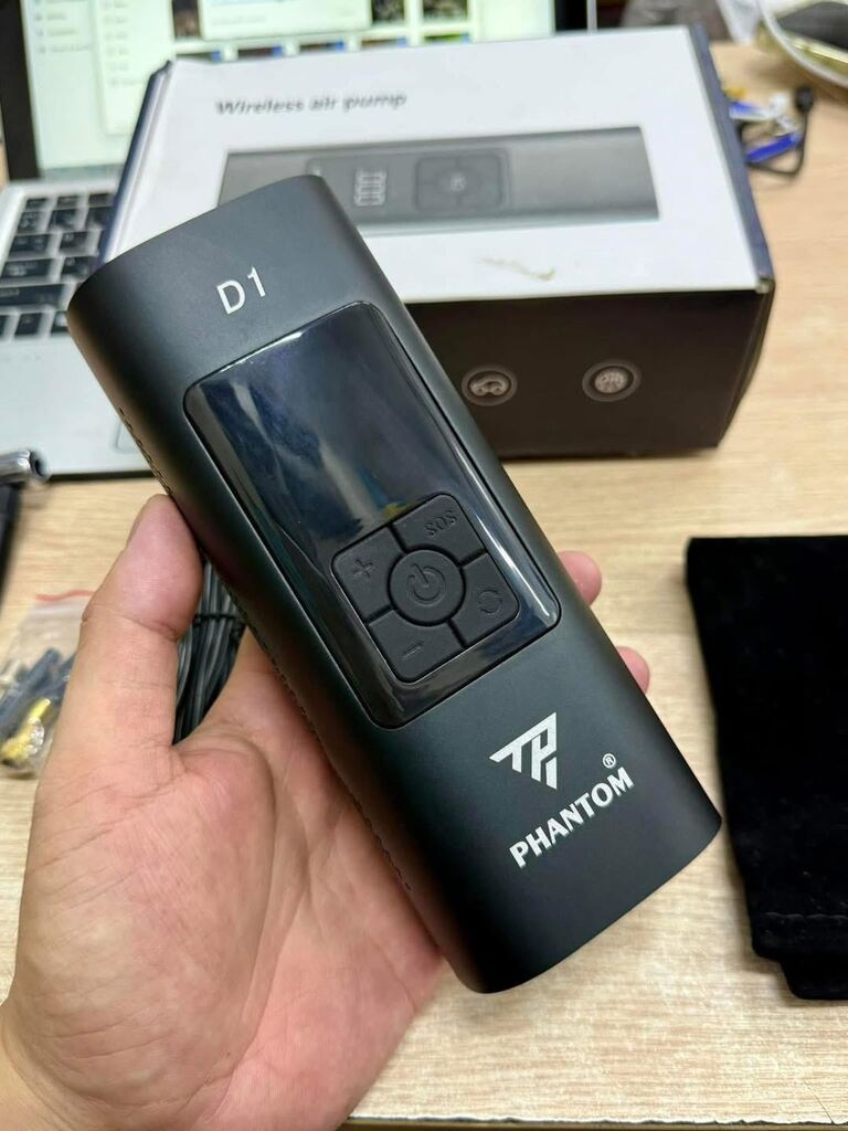 Bơm xe ô tô PHANTOM D1