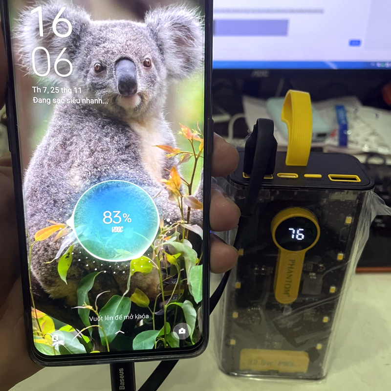 Pin Dự phòng PHANTOM p18 20,000mah Sạc nhanh kèm dây trong suốt - Ảnh 5