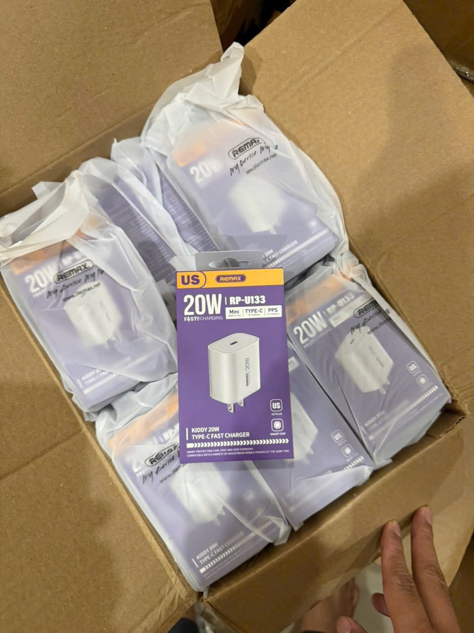 củ sạc remax U133 chính hãng 20w