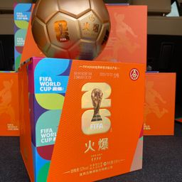 Bóng rượu Ngũ Lương Dịch liên danh FIFA Worldcup 2026 phiên bản giới hạn