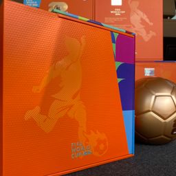 Bóng rượu Ngũ Lương Dịch liên danh FIFA Worldcup 2026 phiên bản giới hạn