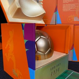 Bóng rượu Ngũ Lương Dịch liên danh FIFA Worldcup 2026 phiên bản giới hạn