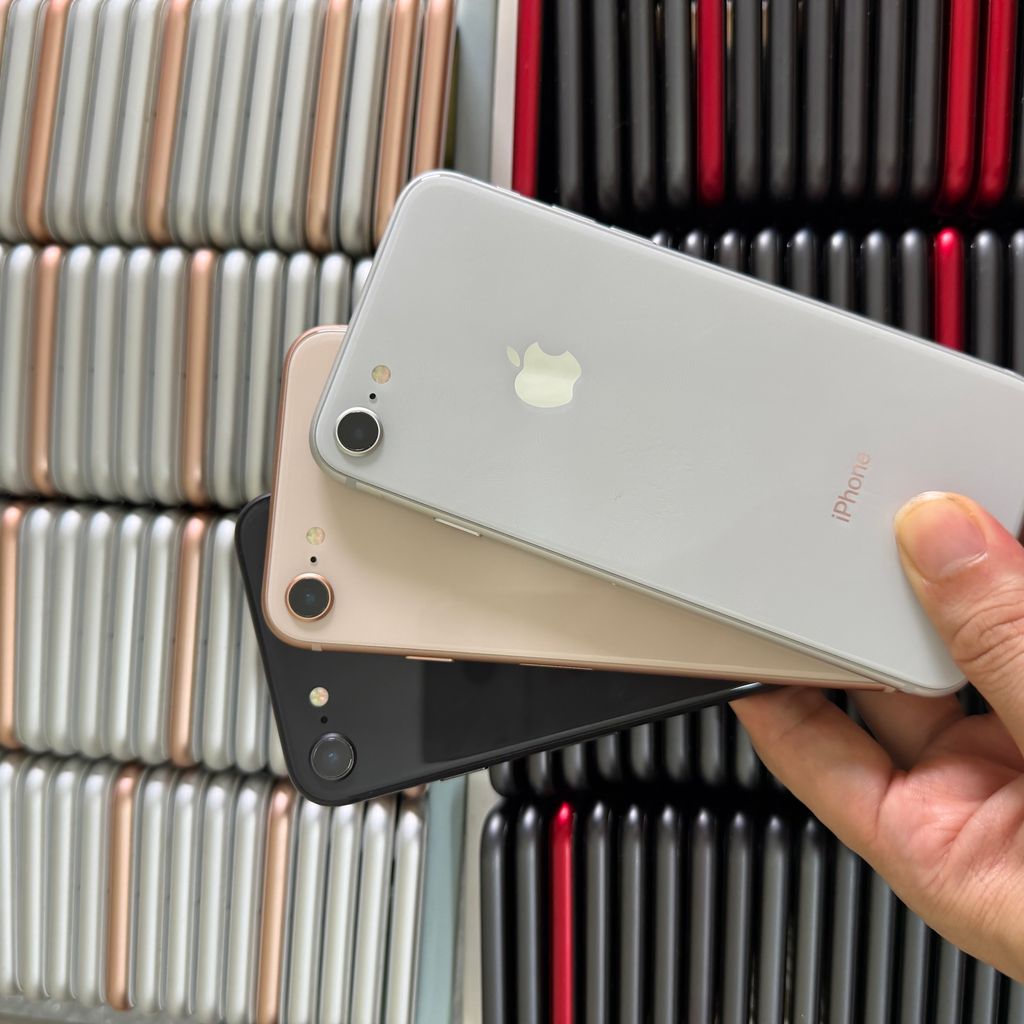 iphone 8G 64GB 98/99%