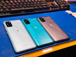 Điện thoại Vsmart Star 5, ram 3/4gb rom 32/64gb, hàng mới 99%, màu ngẫu nhiên,…
