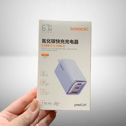 Củ sạc nhanh GaN TOOCKI 67W – 3 cổng (2 USB-C + 1 USB-A). Màu ngẫu nhiên