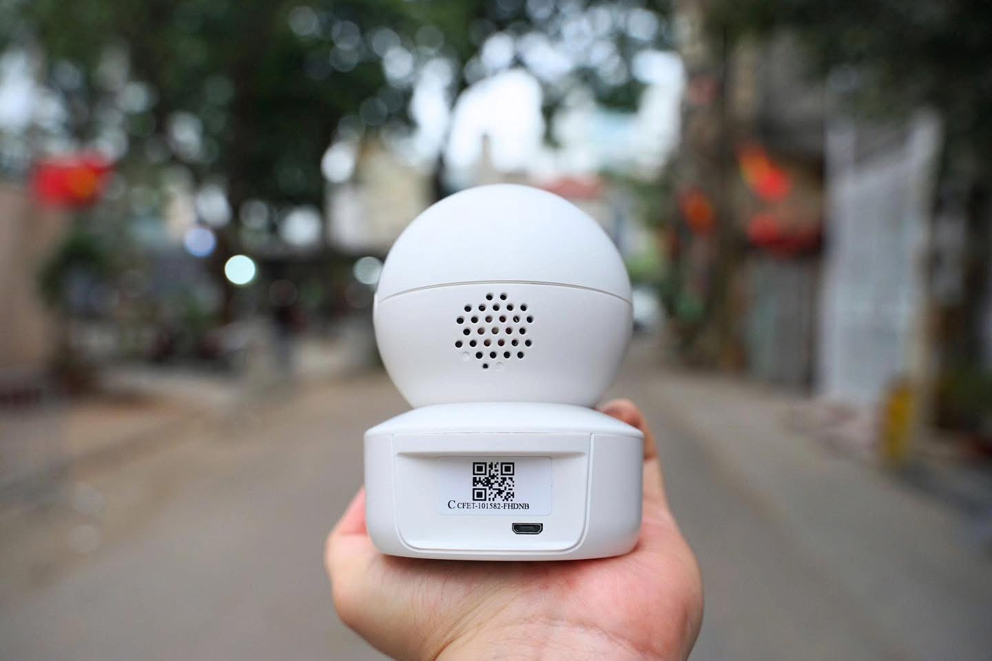 Camera wifi thông minh, xoay 360°, dùng app V360 Pro, có AI , độ phân giải UHD (ko dùng thẻ nhớ)