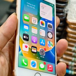 Iphone 8 64gb zin, hình thức khá, tặng sạc cáp 20w ngon, note màu khi mua