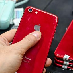 Iphone 8 64gb zin, hình thức khá, tặng sạc cáp 20w ngon, note màu khi mua