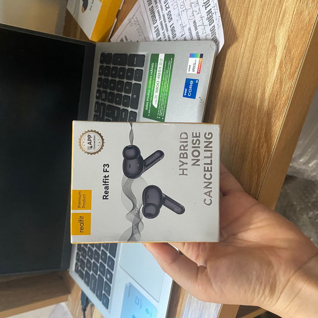 Tai nghe Bluetooth Realfit F3