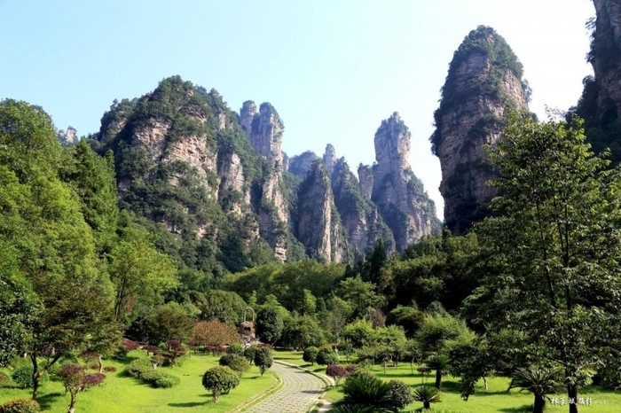 Tour Trung Quốc HN - TRƯƠNG GIA GIỚI – VIÊN GIA GIỚI THIÊN TỬ SƠN - PHƯỢNG HOÀNG CỔ TRẤN - HN 5N4D  