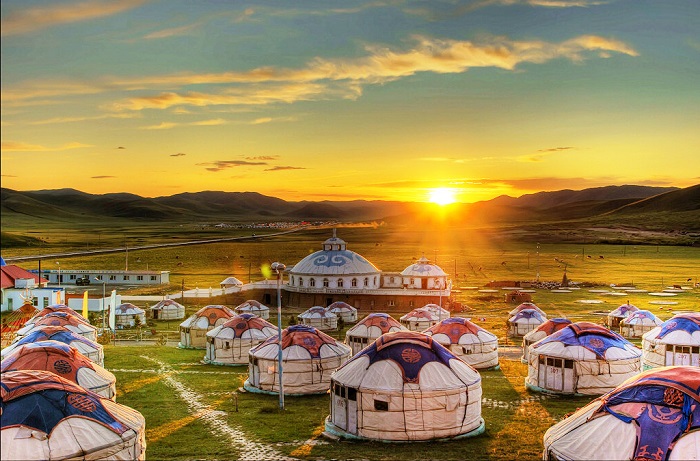 Tour Trung Quốc ORDOS - THẢO NGUYÊN XILAMUREN -  SA MẠC YINKENTALA - LĂNG THÀNH CÁT TƯ HÃN  5N4D