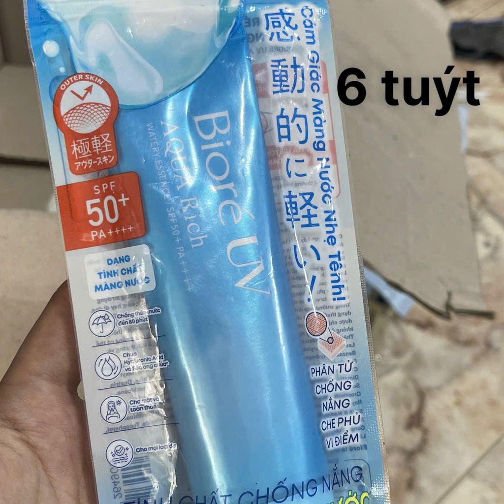 Chống nắng Biore dưỡng ẩm da 85g & 50g