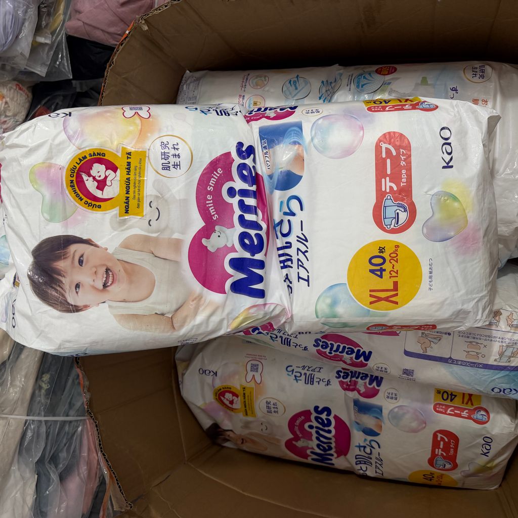 Bỉm Merries dán L60 , xl 40 hàng hoàn sàn