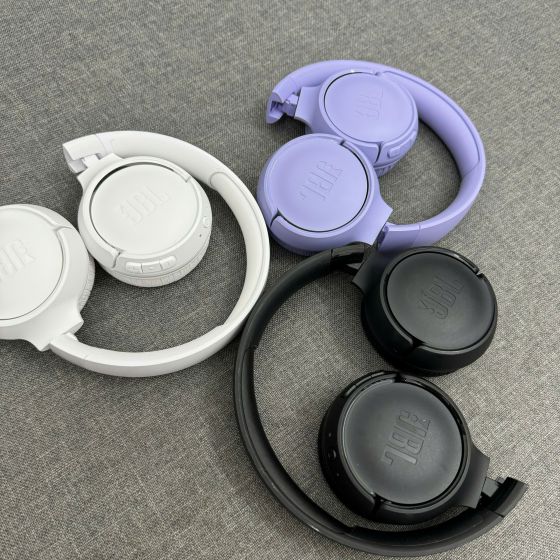 Tai nghe chụp tai bluetooth không dây JBL TUNE 520BT chính hãng có 3 màu trắng đen xanh