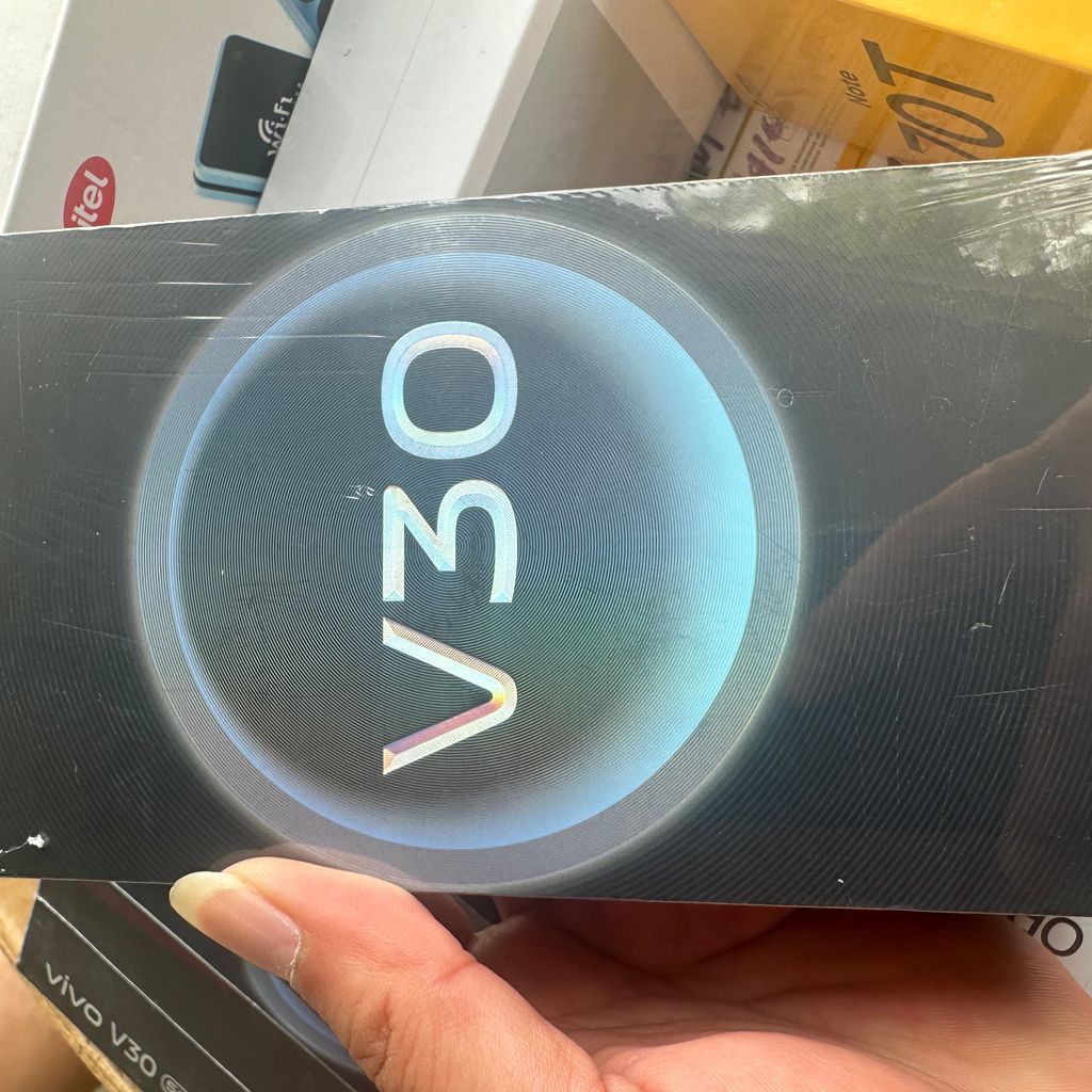 Điện thoại ViVo V30/5G/12gb/512gb