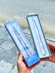 Bàn chải điện MINISO, chống nước IPX7, 3 chế độ, rung sóng âm
