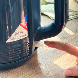 Ấm siêu tốc 2 lớp Cool touch Kaiyo size 2L