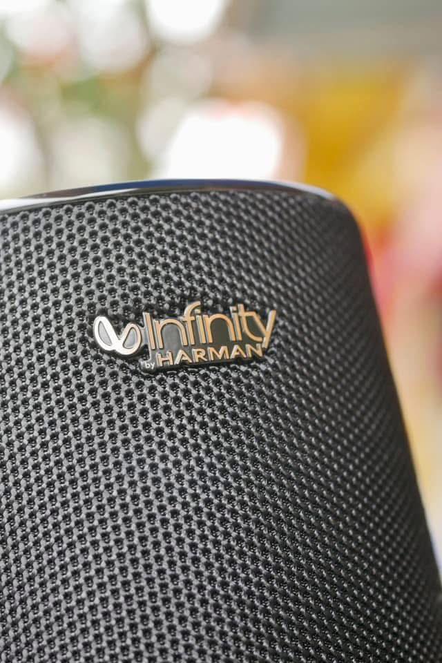 Loa Infinity Loa Infinity R1 - màu đen | muarehonsan.vn