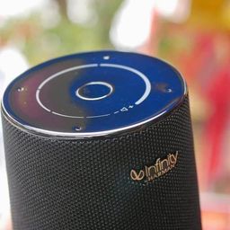 Loa Infinity R1 - màu đen