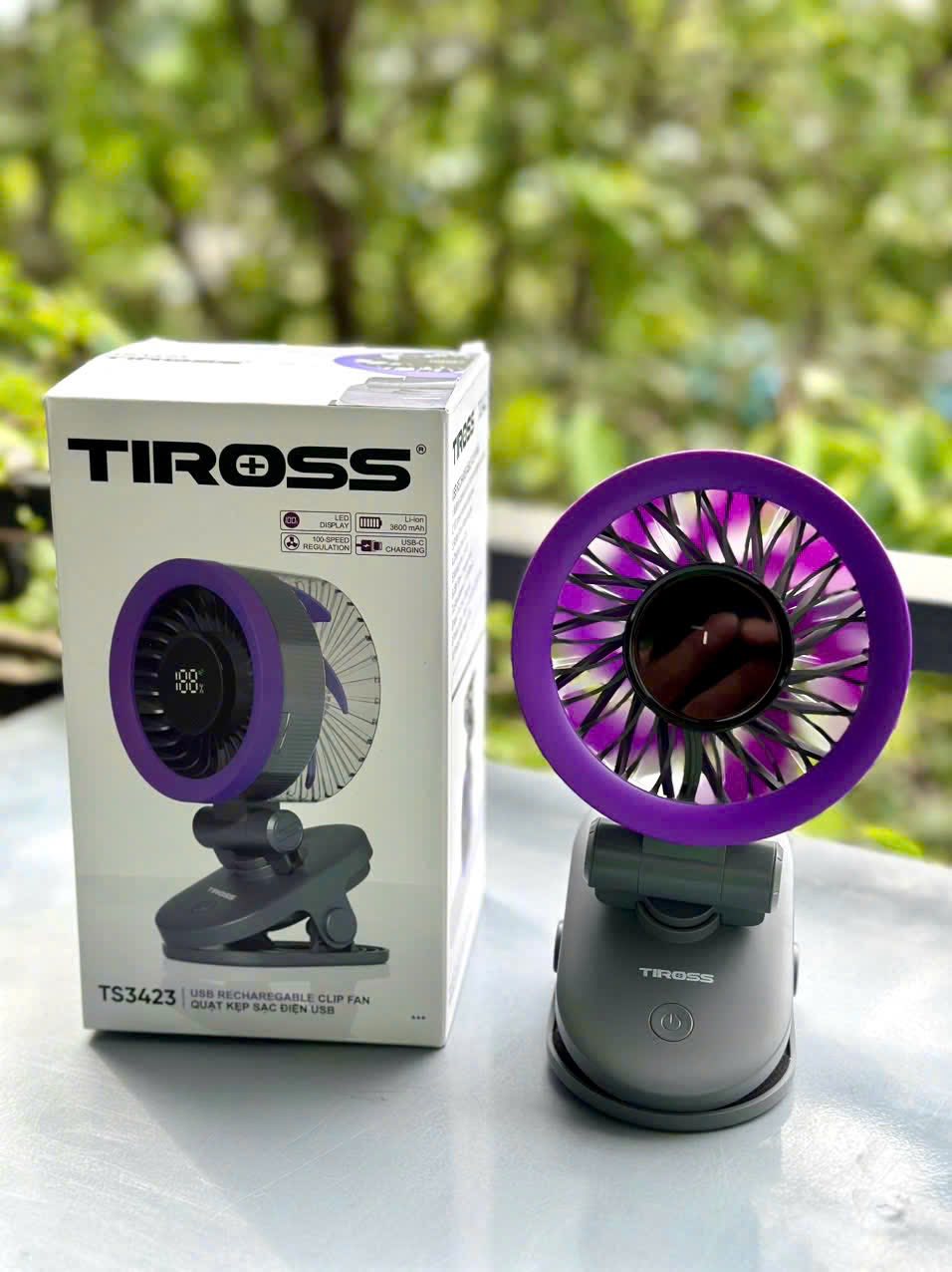Quạt kẹp sạc điện USB Tiross TS3423