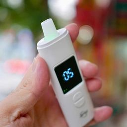 🚗 MÁY ĐO NỒNG ĐỘ CỒN APM-J8 – BẢO VỆ BẠN TRÊN MỌI HÀNH TRÌNH