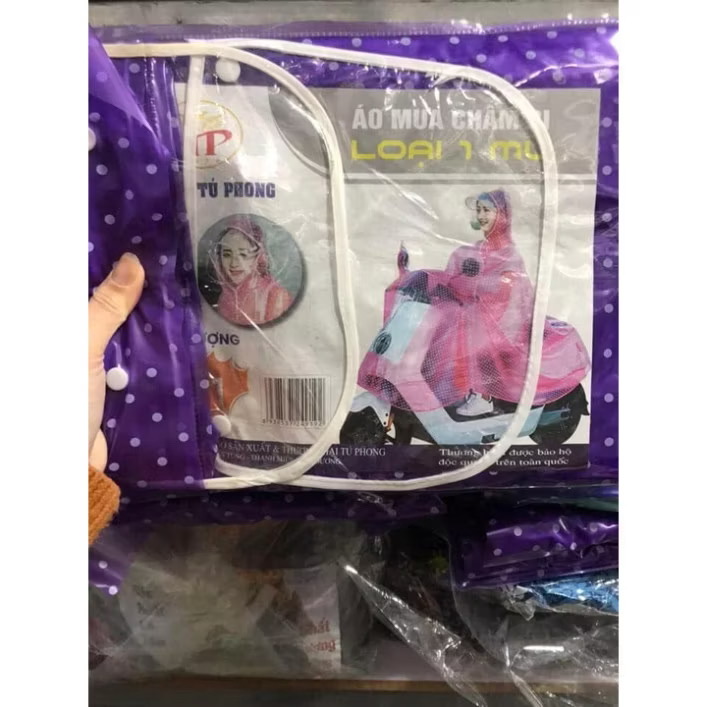 Áo mưa chấm bi xịn xò - Ảnh 5