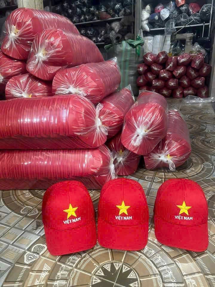 Mũ lưỡi trai cờ đỏ sao vàng Việt Nam - Ảnh 4