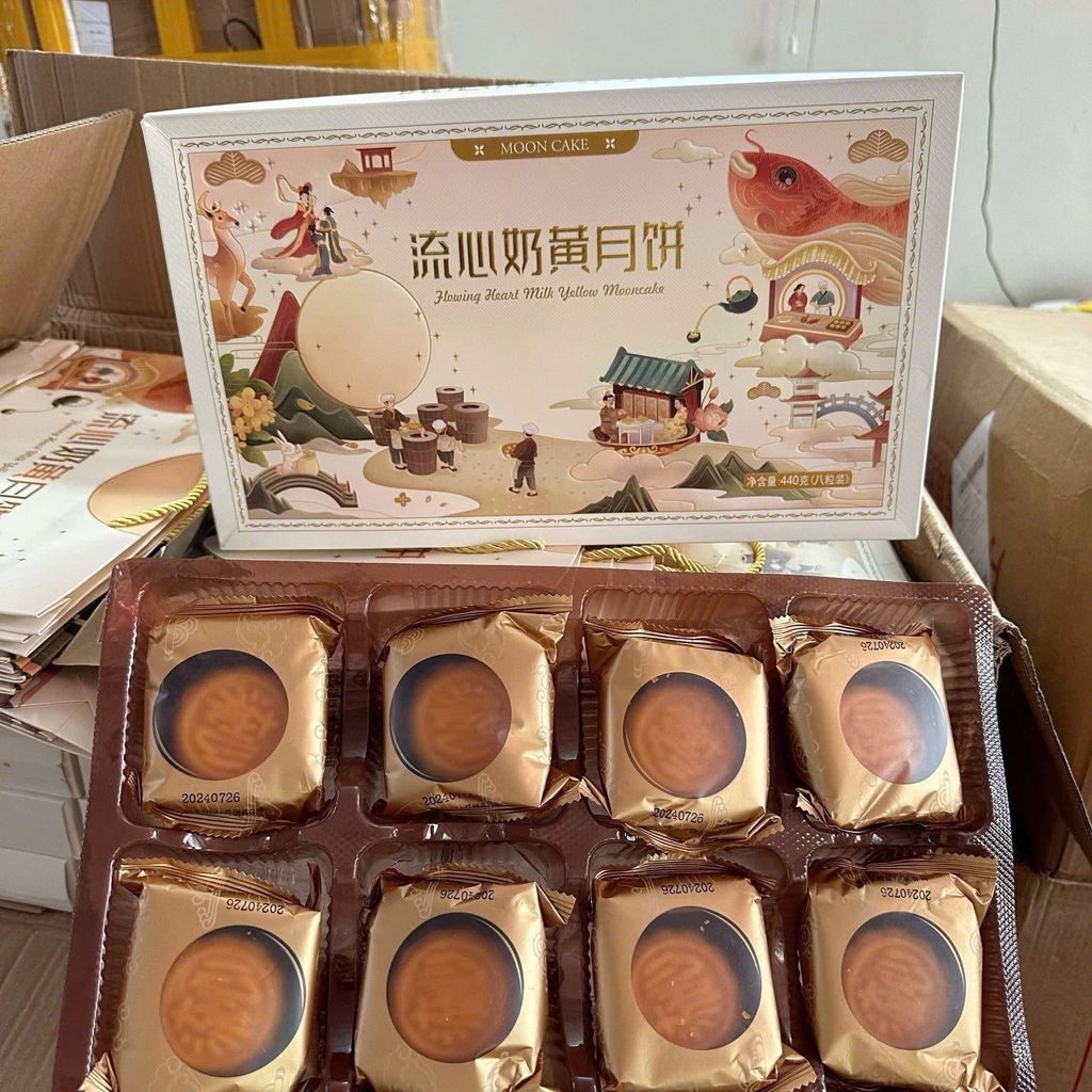 Bánh trung thu trứng chảy nội địa trung - Ảnh 5