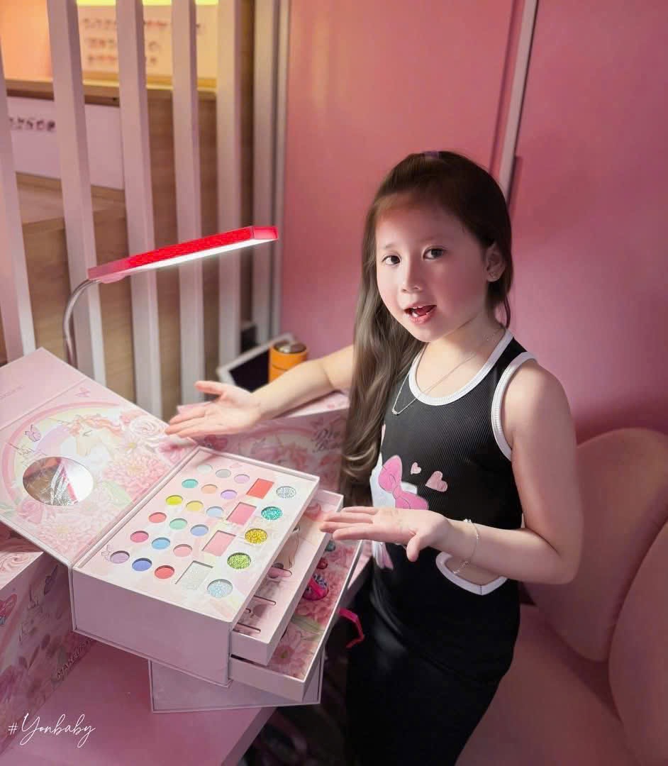 bộ đồ chơi make up  3 tầng - Ảnh 2