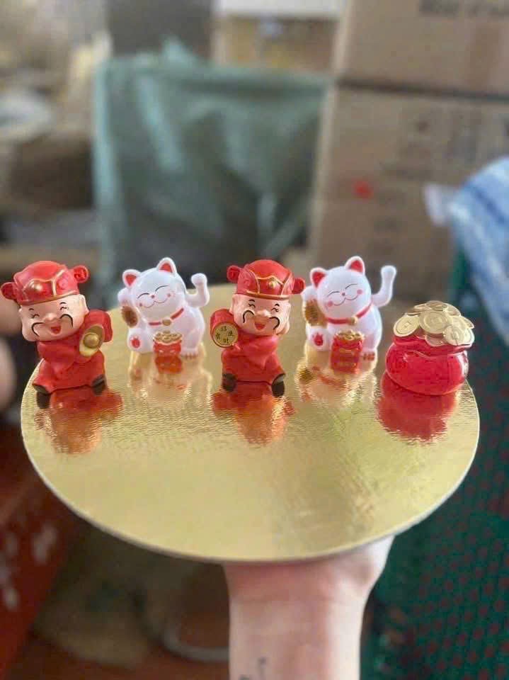 ￼Combo 10 tượng Mèo_Thần tài_hũ tiền để xe _bàn_trang trí tết+tháp lễ 