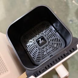 (Hàng xả đã sử dụng) Nồi chiên không dầu Bear AF-4H15J - Cream