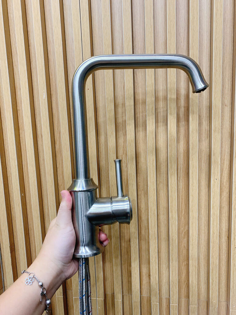 Vòi rửa bát hãng SUPOR 251707-01-LS có nóng lạnh , inox 304